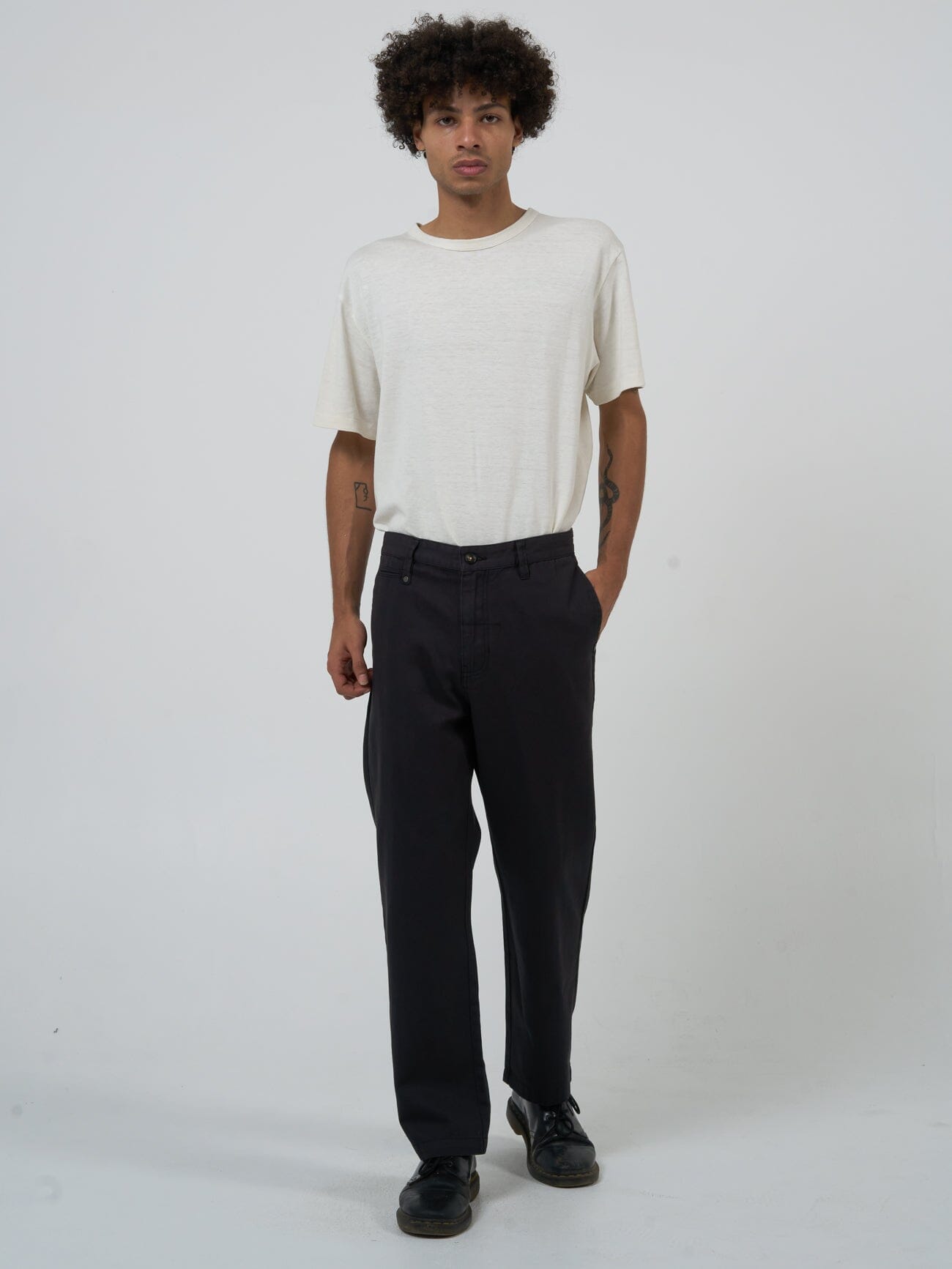 Minimal Thrills Work Chino - Merch Black
