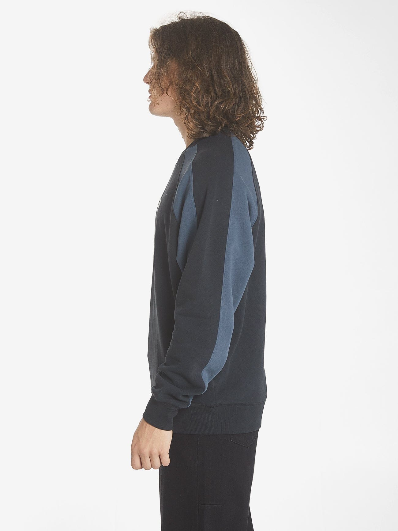 Sphere Oversize Raglan Crew - Washed Black XS