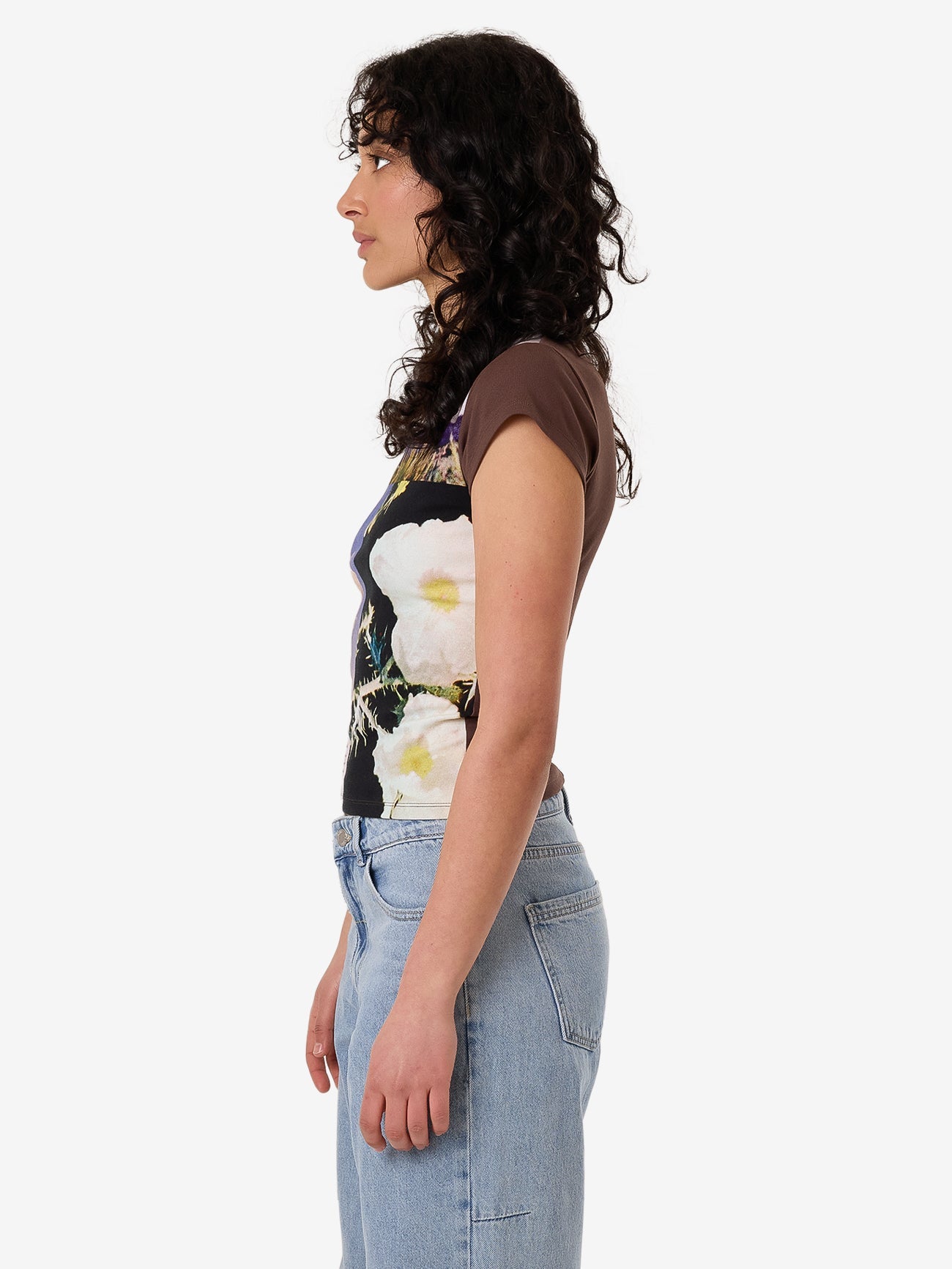 Dalia Club Tee - Coffee 4