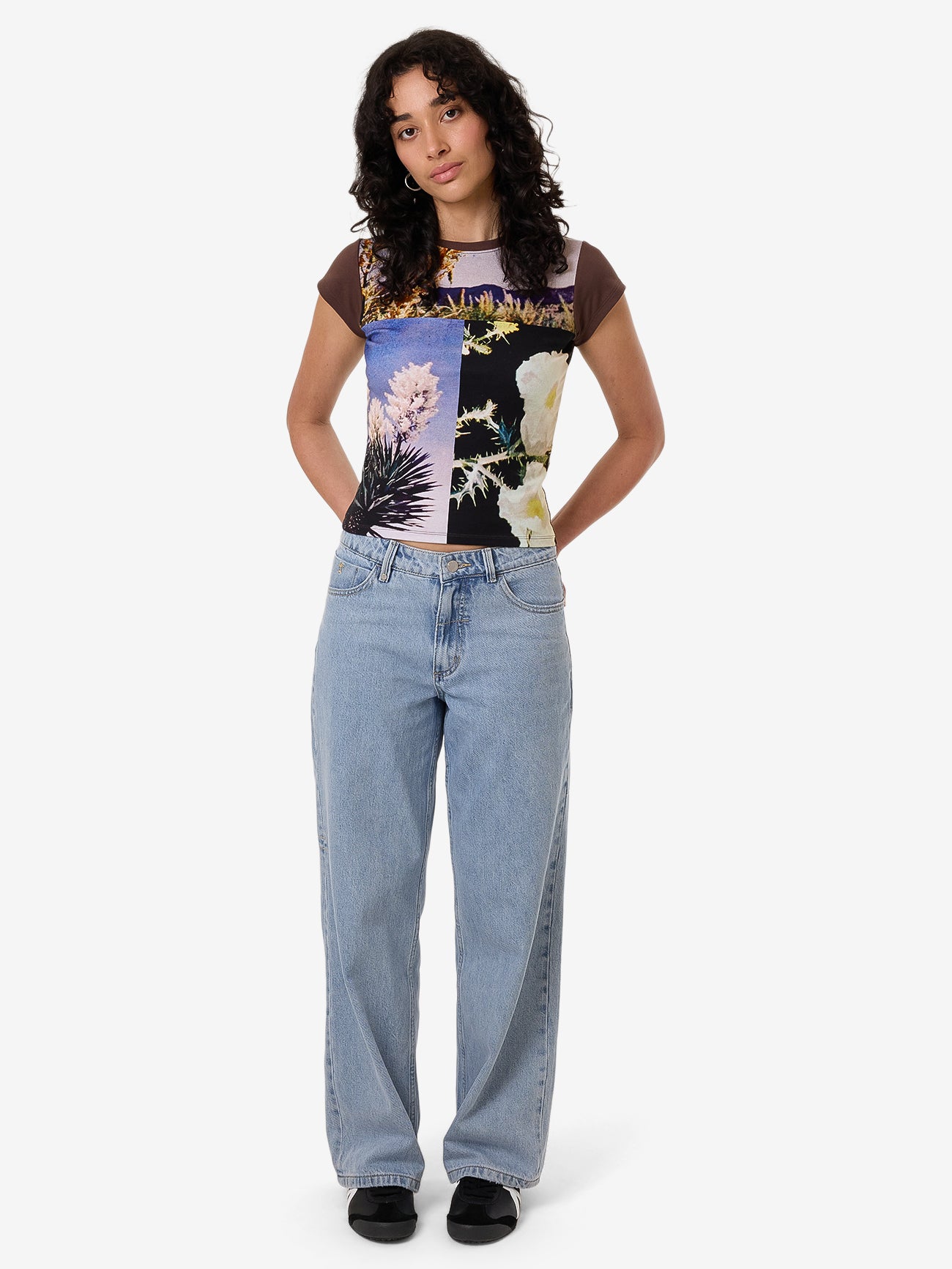 Dalia Club Tee - Coffee 4