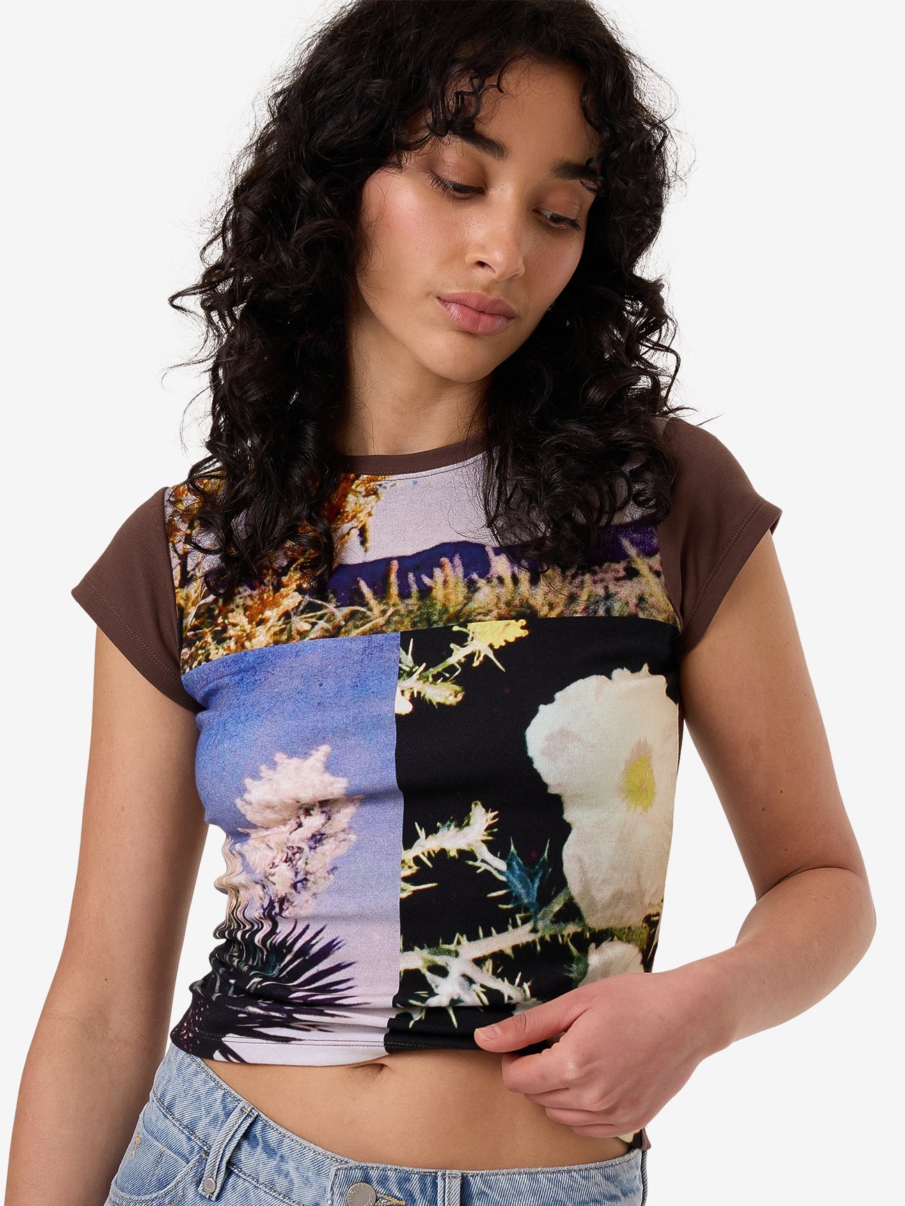 Dalia Club Tee - Coffee 4