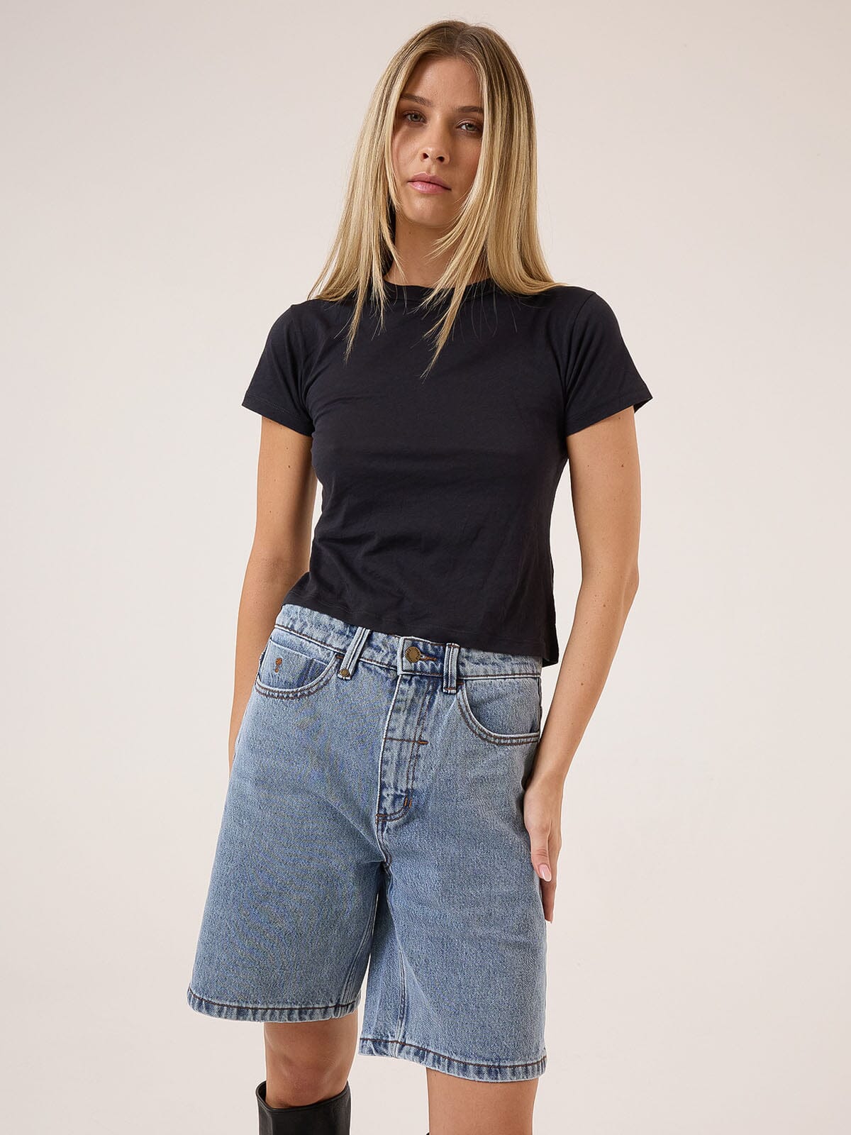 Reagan Slouch Short - Vintage Stone Blue 4