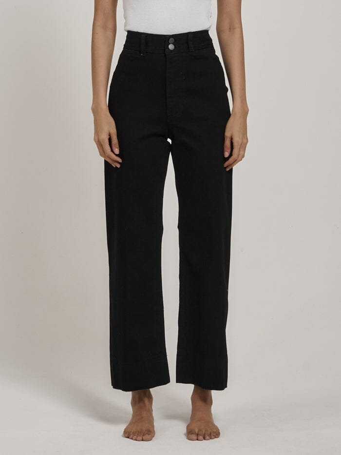 Belle Stretch Jean - Black Rinse