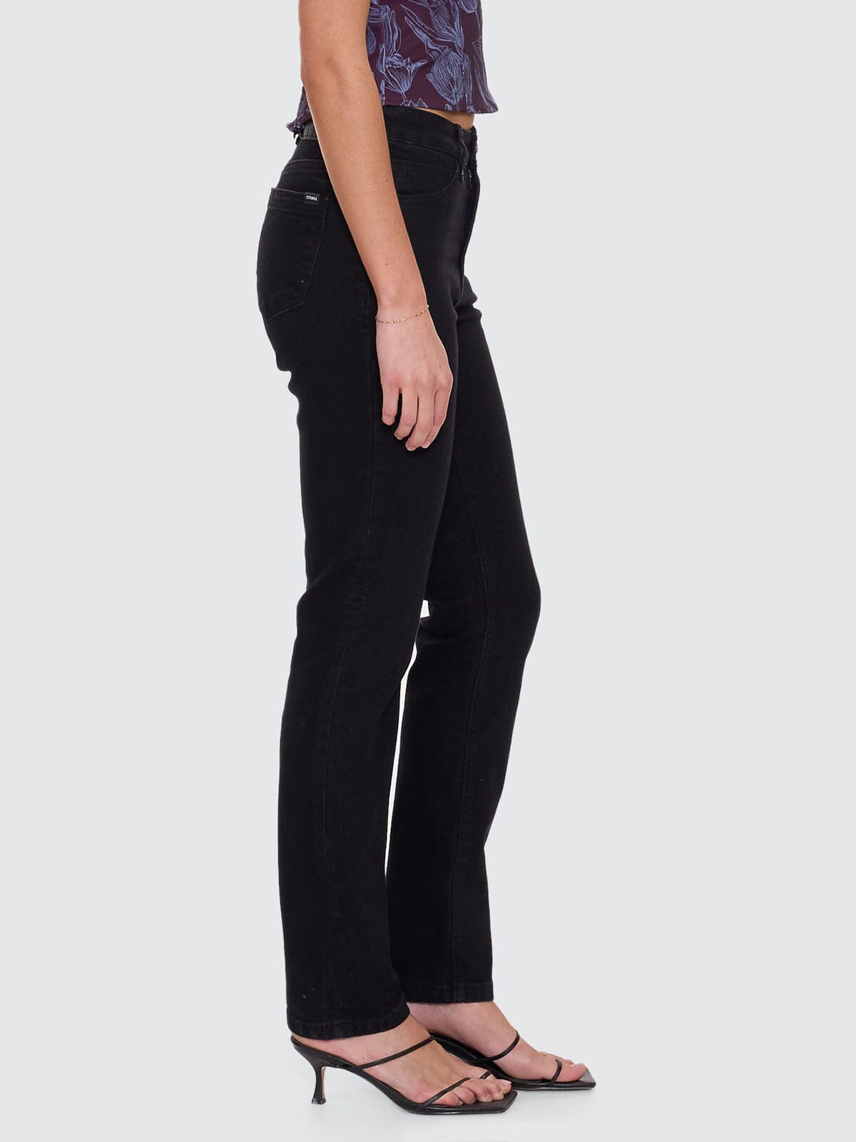 Nicole High Rise Stretch Straight Jean - Black Rinse 4