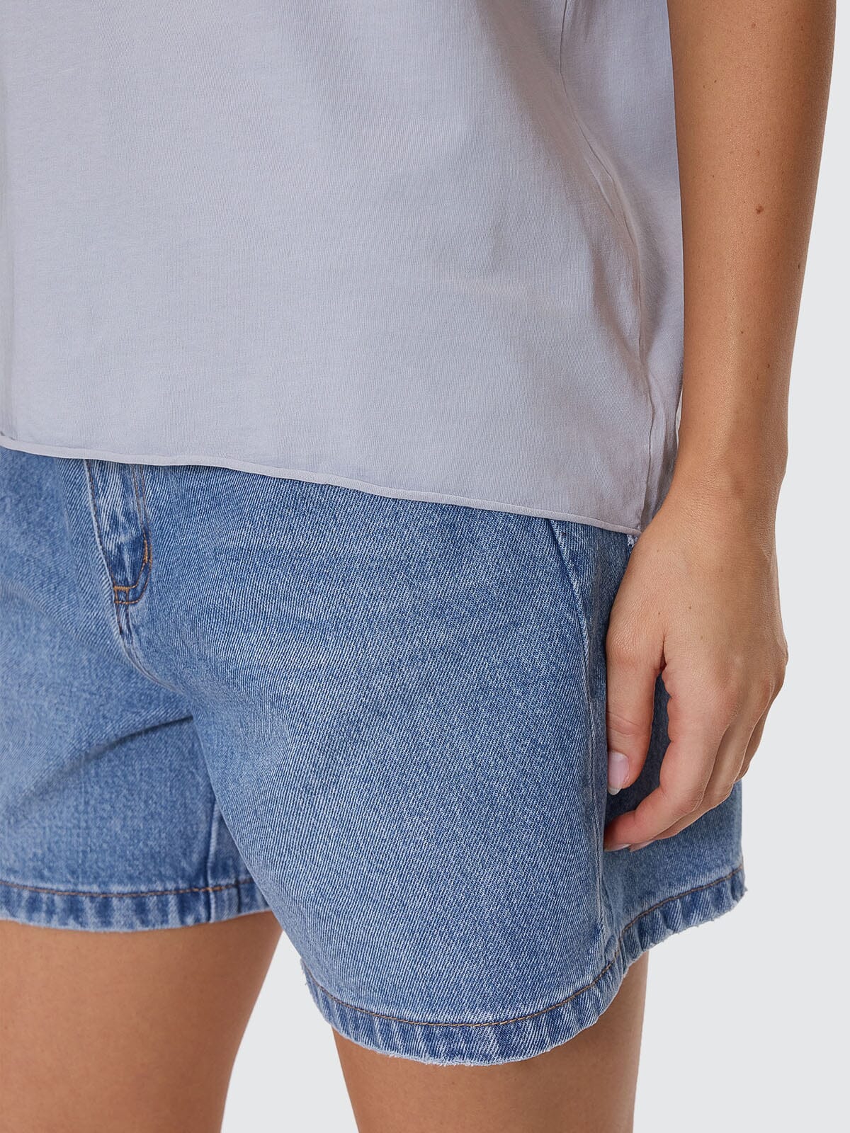 Minimal Thrills Relaxed Tee - Iceberg 4