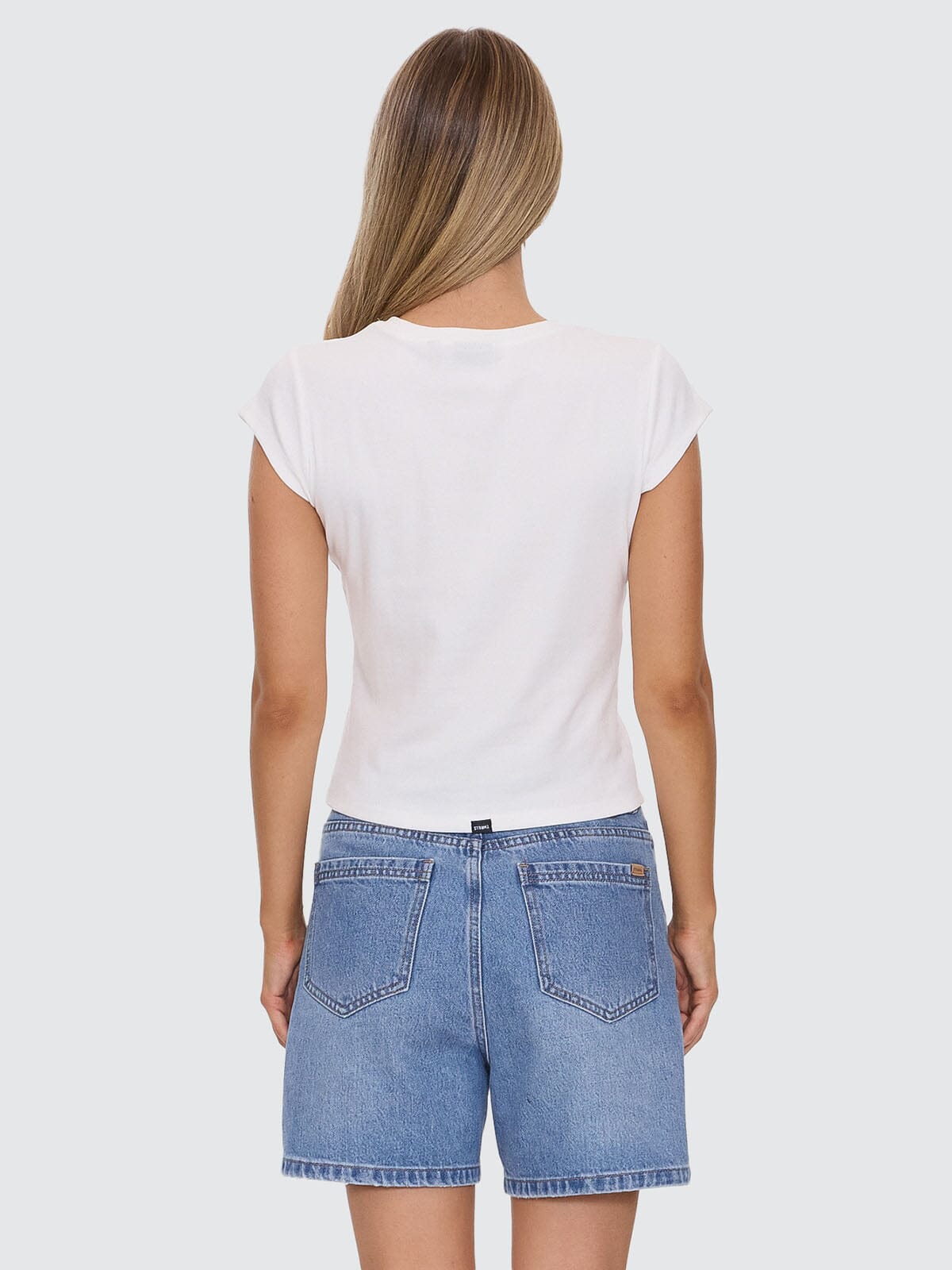 Shadow Club Tee - Dirty White 4