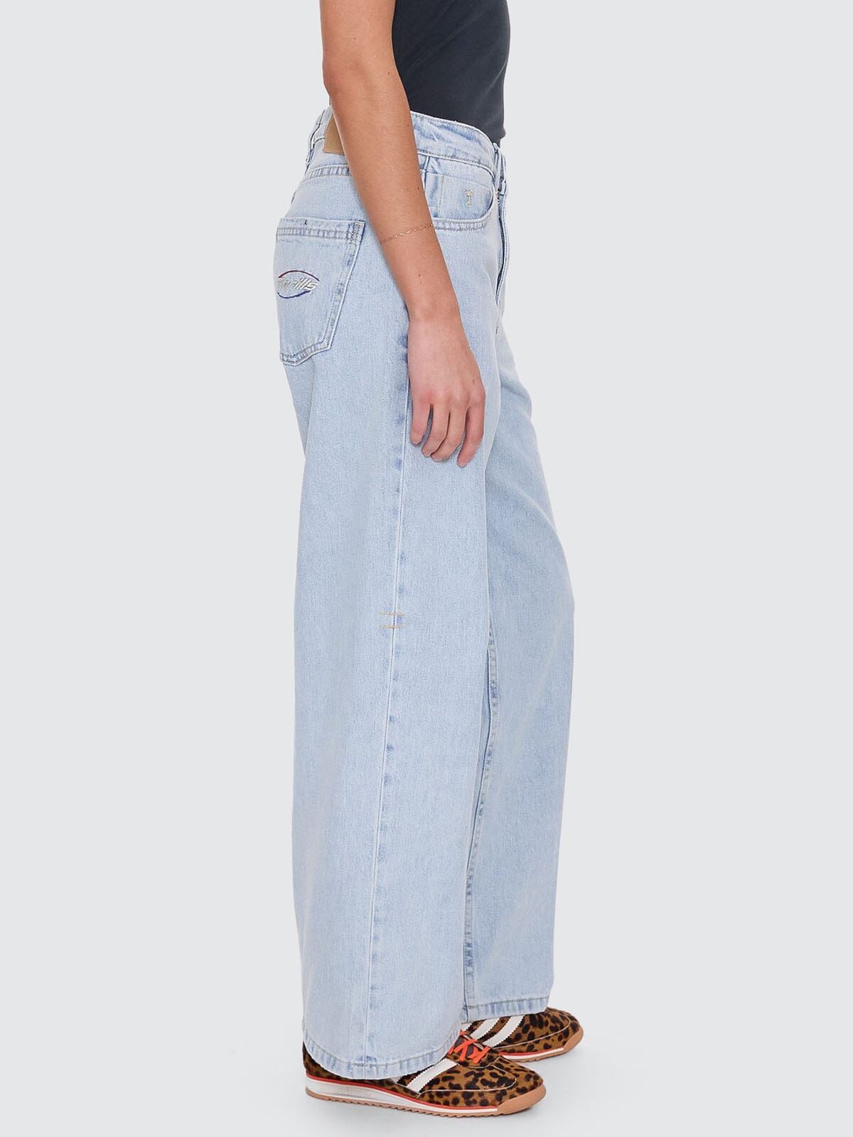 Billie Low Rise Baggy Fortune Favours Jean - Shadow Blue 4