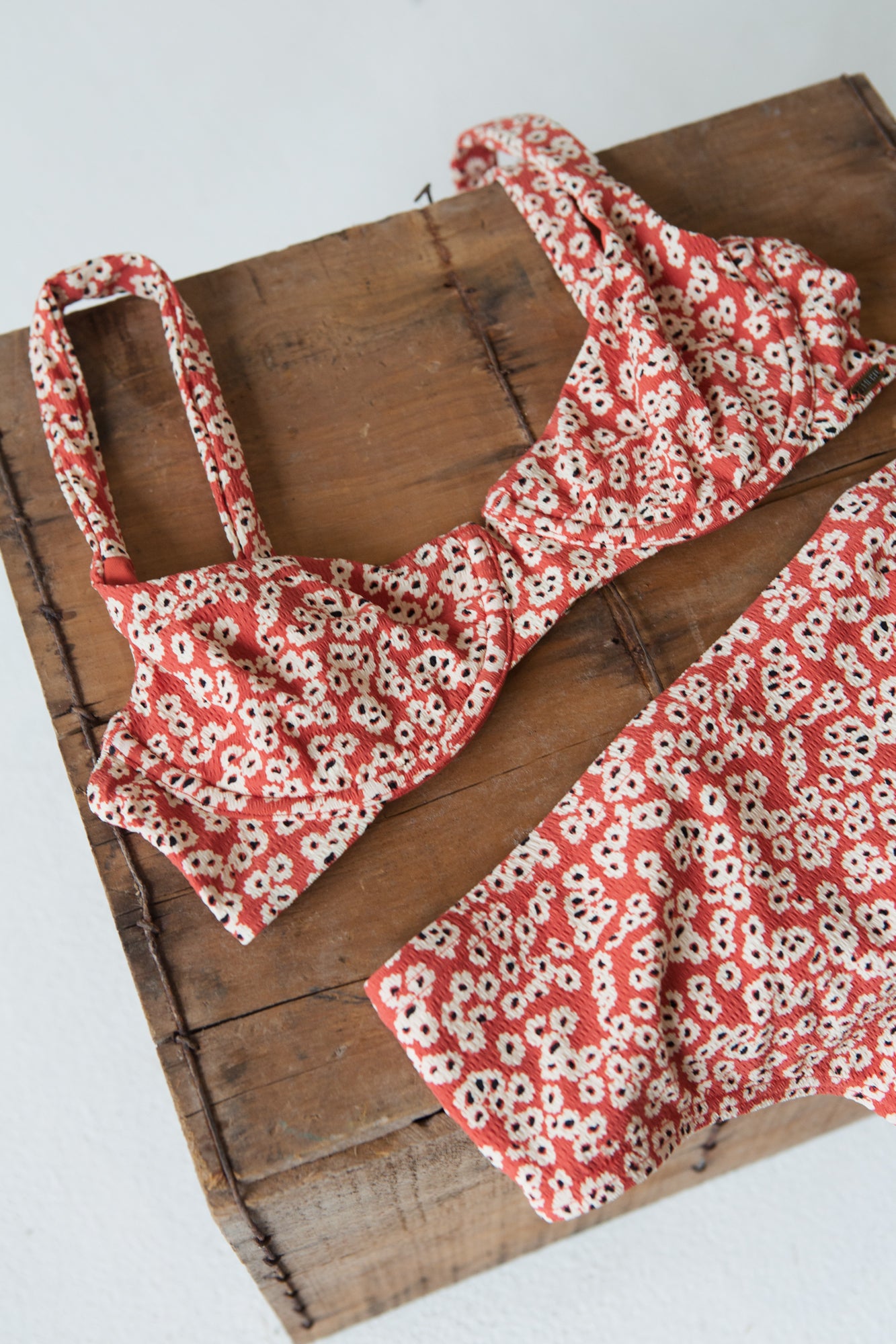 Mallory Underwire Bikini Top - Red