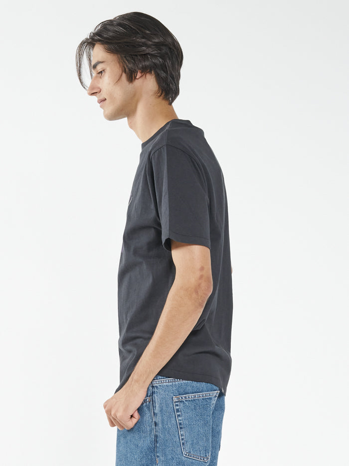 Chaos Skull Merch Fit Tee - Washed Black