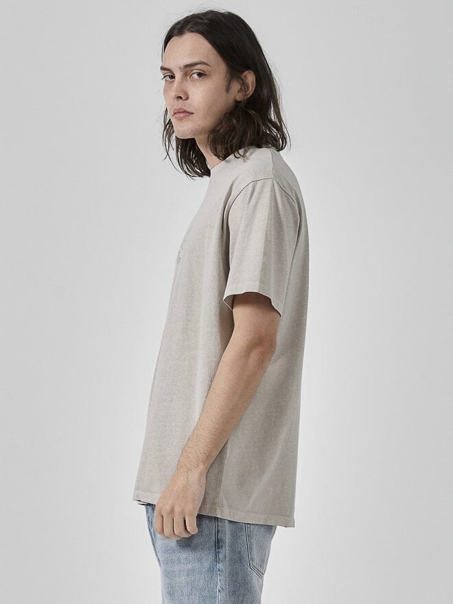 Healing Rays Merch Fit Tee - Pavement