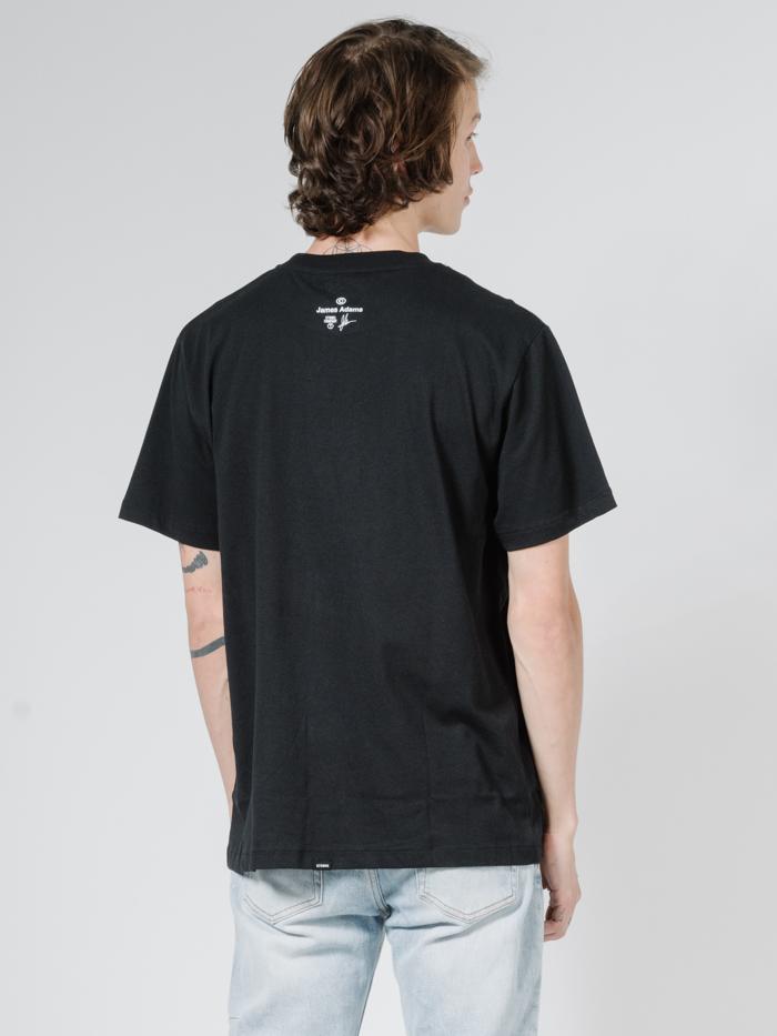Skin Trade Merch Fit Tee - Black