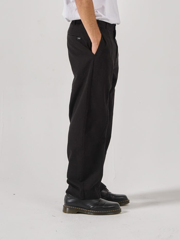 Constant Thrills Pant - Black