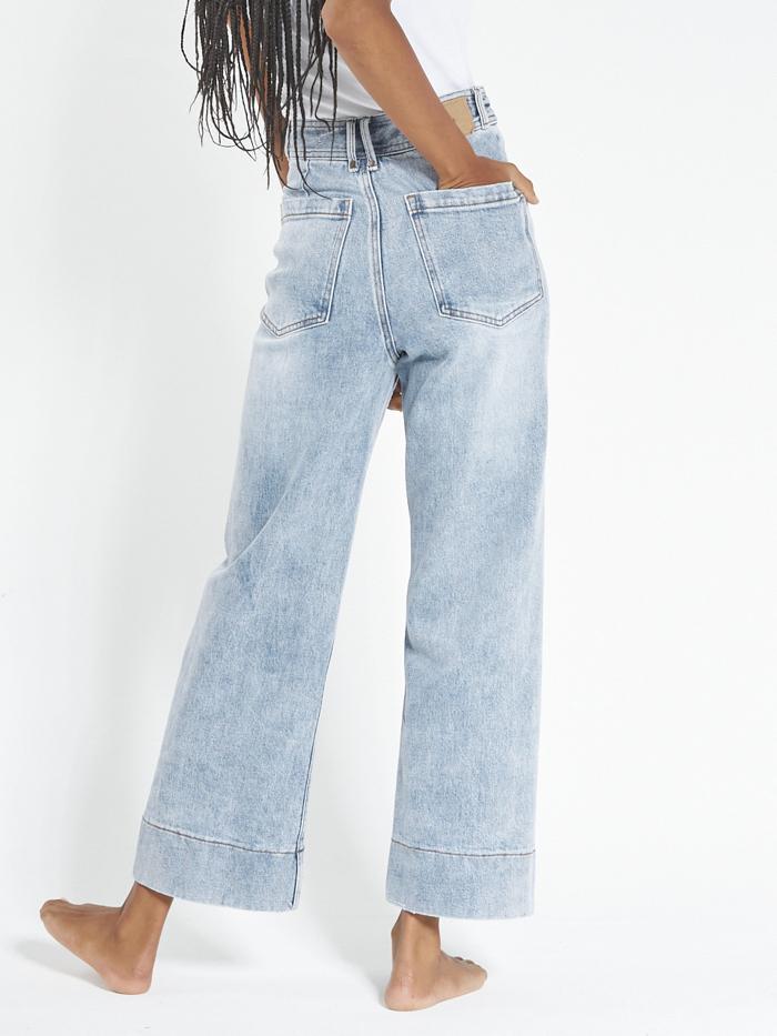 Belle Stretch Jean - Aged Blue