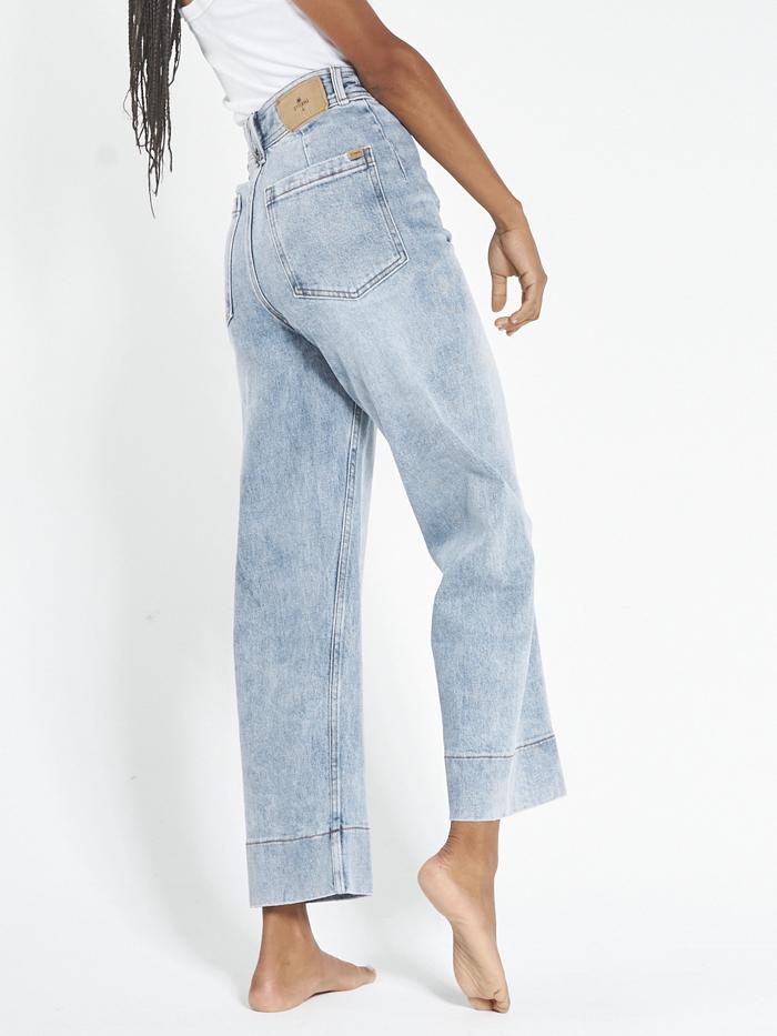 Belle Stretch Jean - Aged Blue