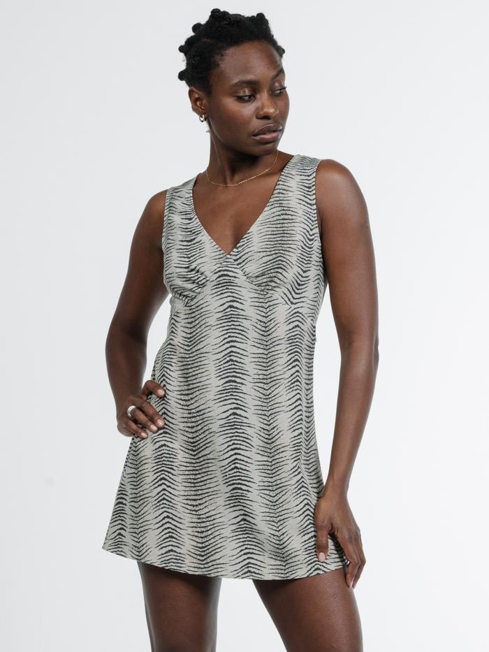 Zebra Lounge Dress - Thrift White