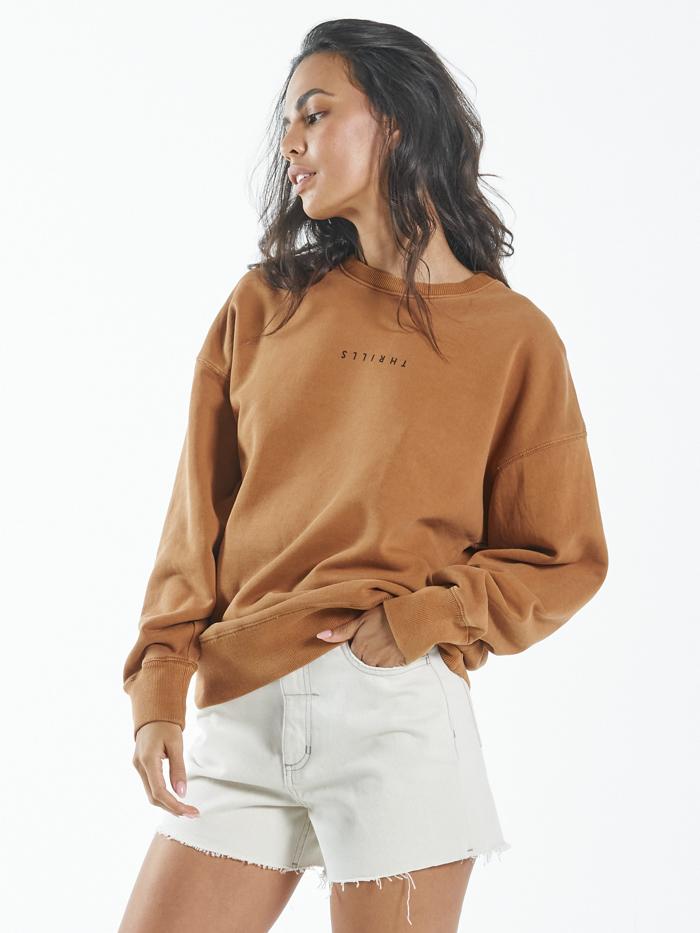 Minimal Thrills Slouch Crew - Spice Brown