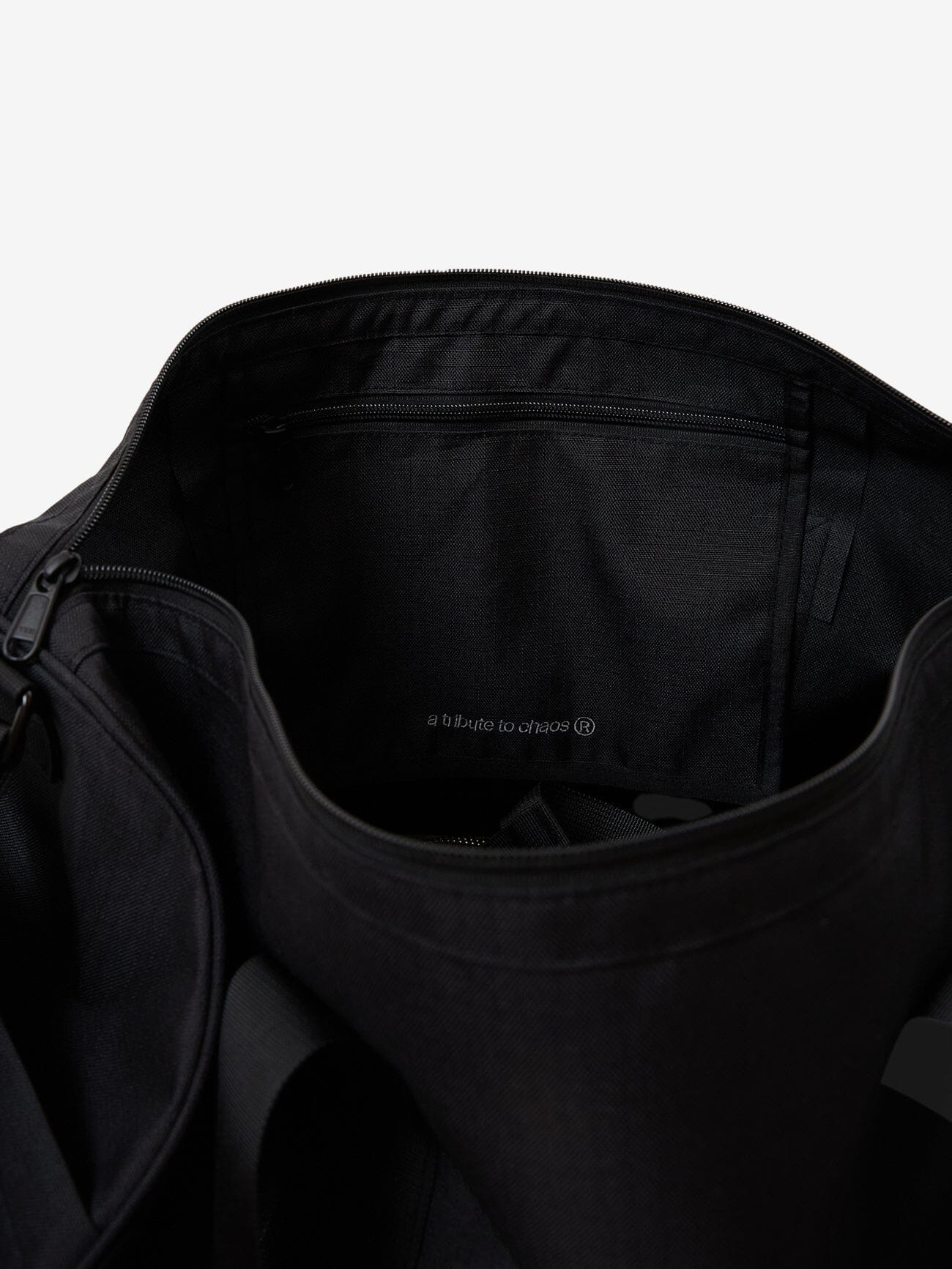 Minimal Thrills Road Duffle - Black