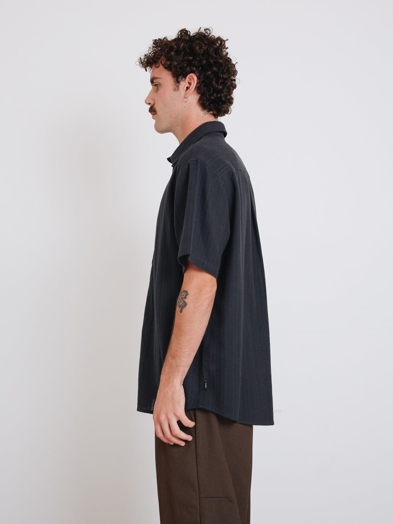 Unhinged Short Sleeve Shirt - Washed Black