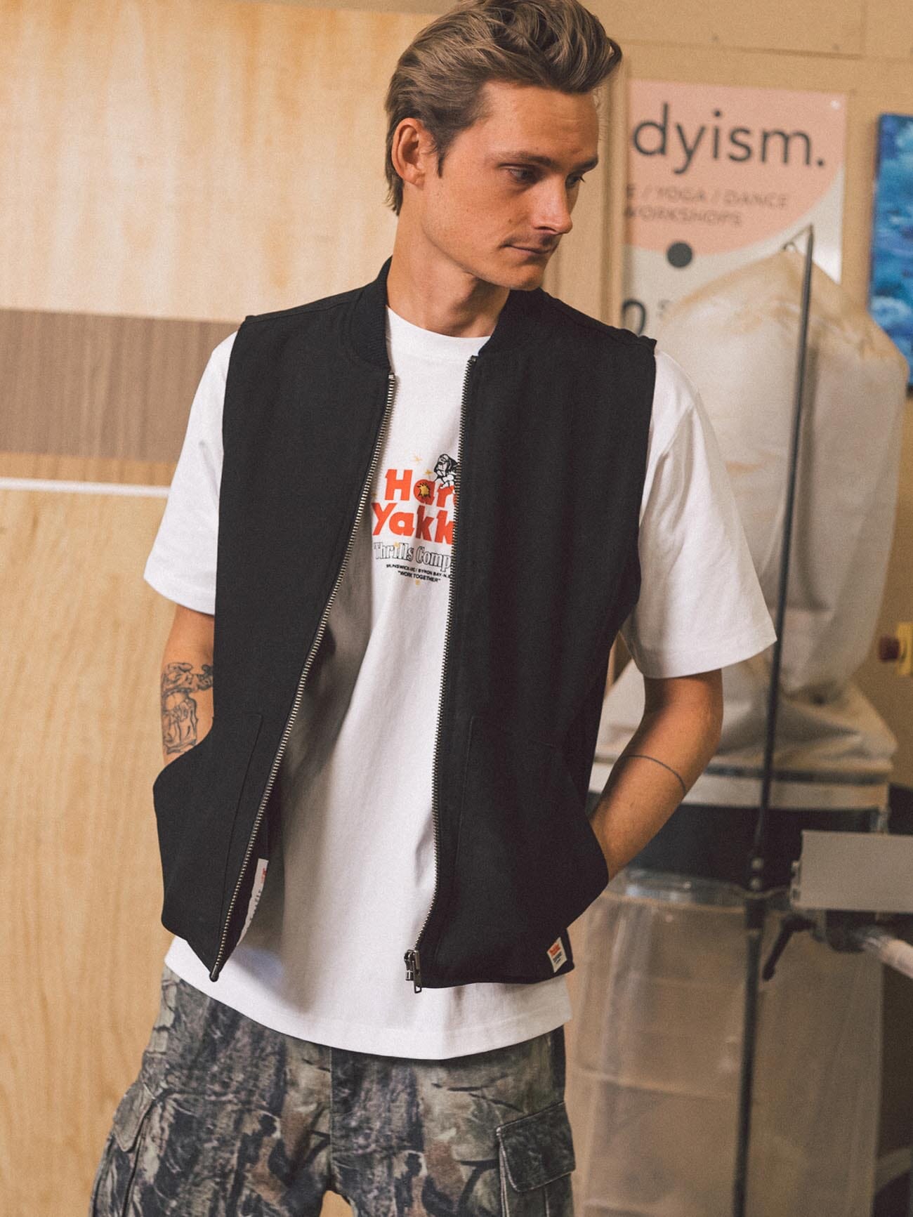 Hard Yakka X Thrills Carpenter Vest - Black