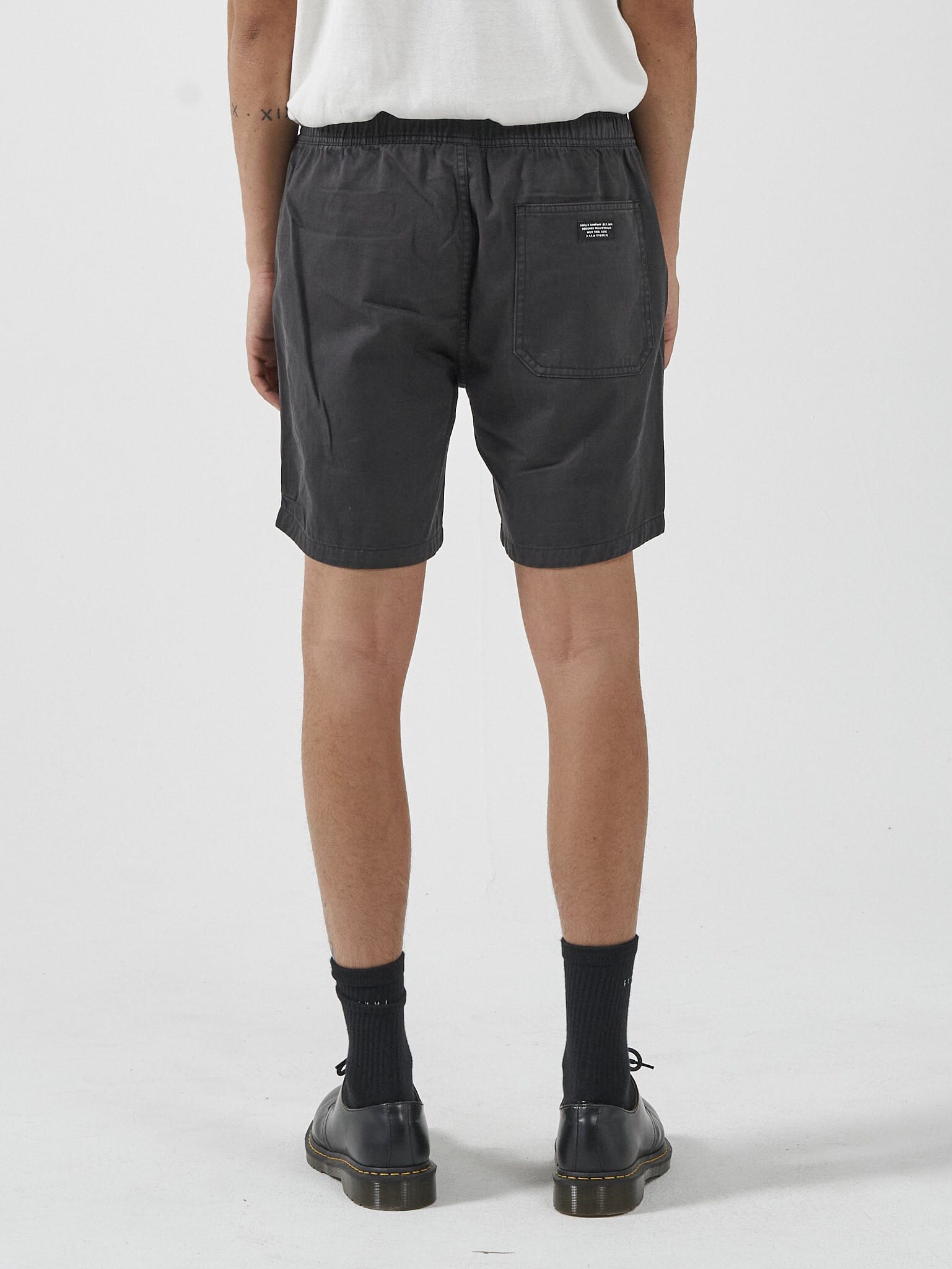 Minimal Thrills Work Volley - Washed Black