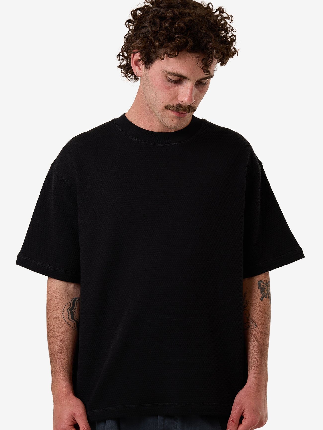 Arts & Industrial Box Fit Cropped Waffle Tee in Black