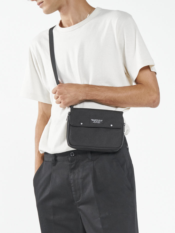 Century Shoulder Pouch - Black