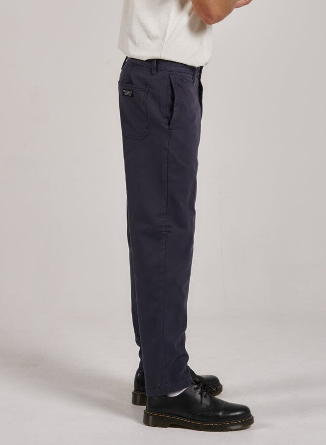Minimal Thrills Work Chino - Station Navy