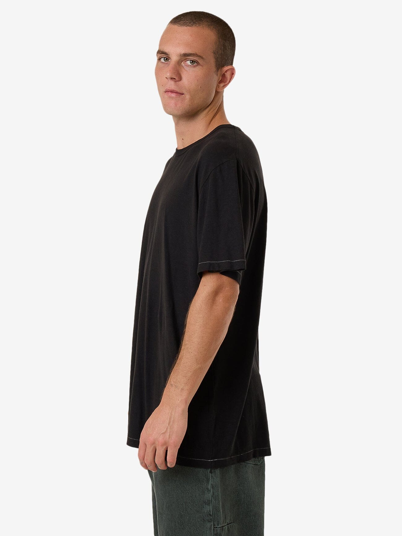 Hemp Thrills Embro Lightweight Contrast Stitch Merch Fit Tee - Black XS