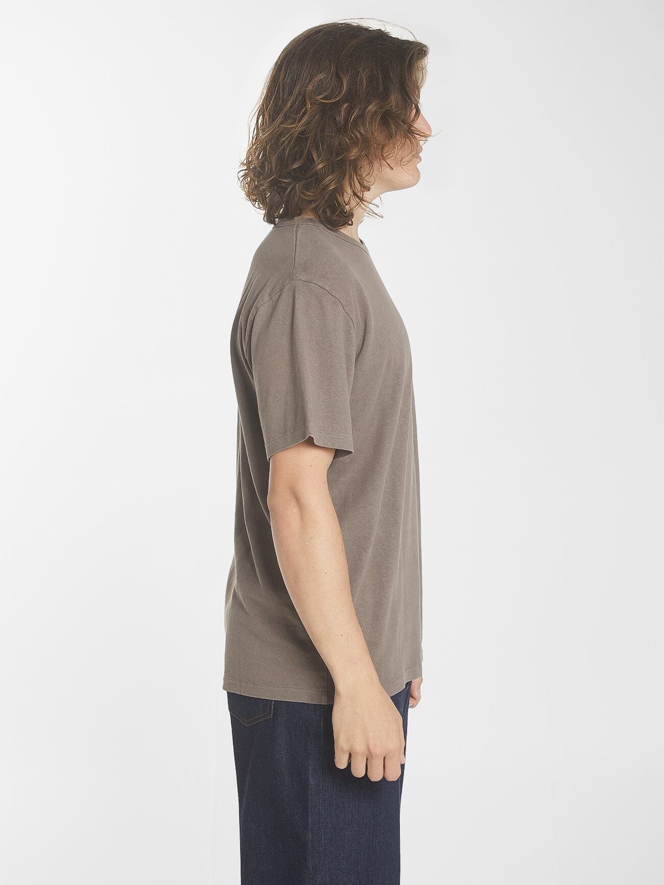 Hemp Thrills Embro Merch Fit Tee - Light Canteen XS