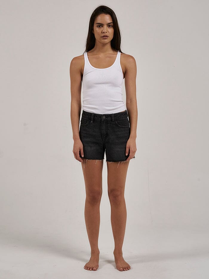 Erica Mid Rise Short - Smoke Black