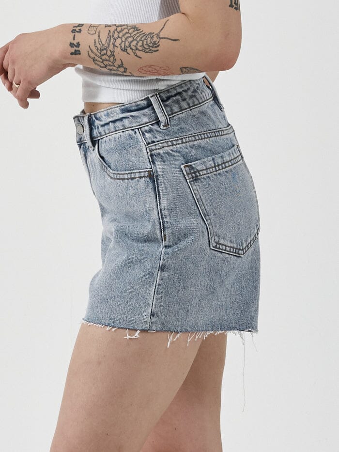 Erica Mid Rise Short - Garage Blue