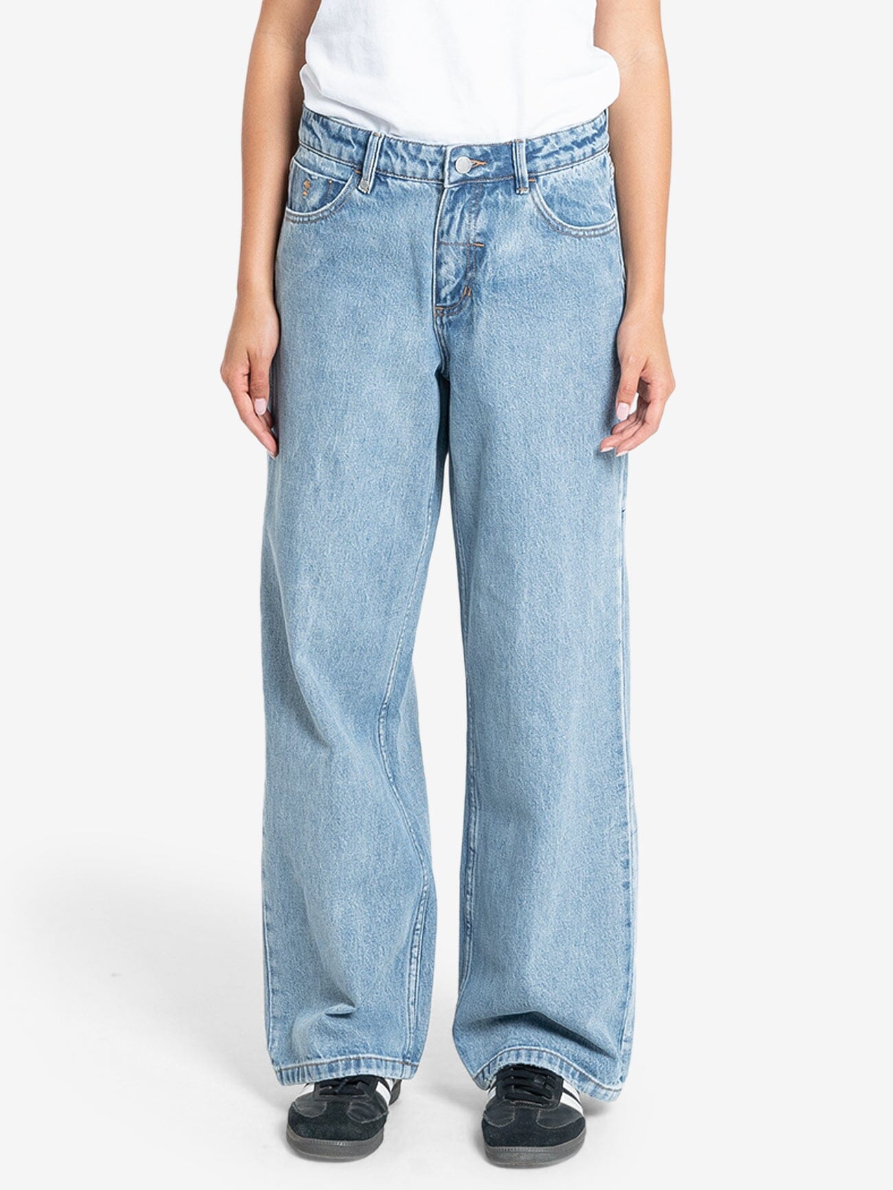 Billie Low Jean - Vintage Timeworn Blue 4