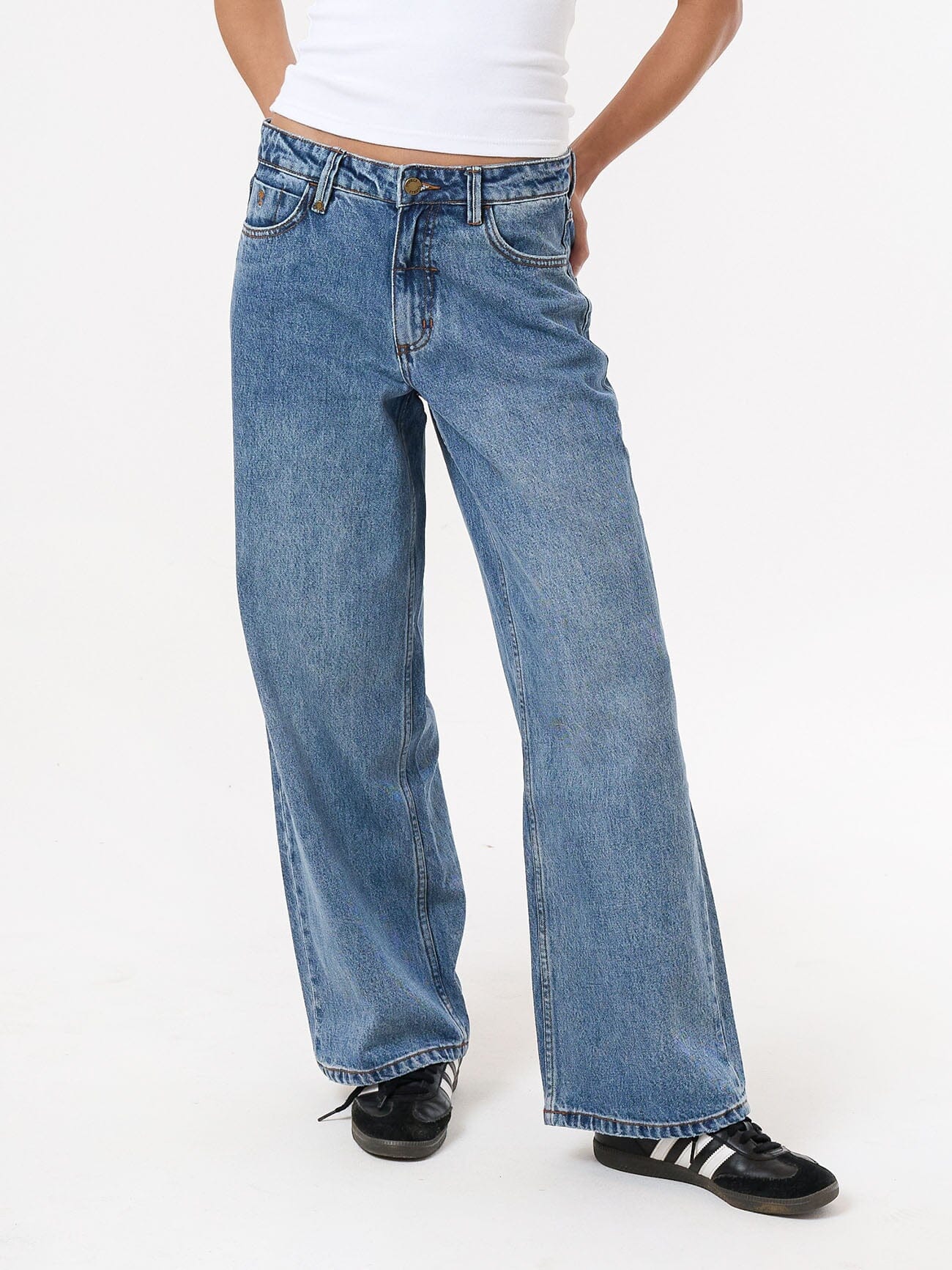 Billie Low Baggie Jean - Weathered Blue