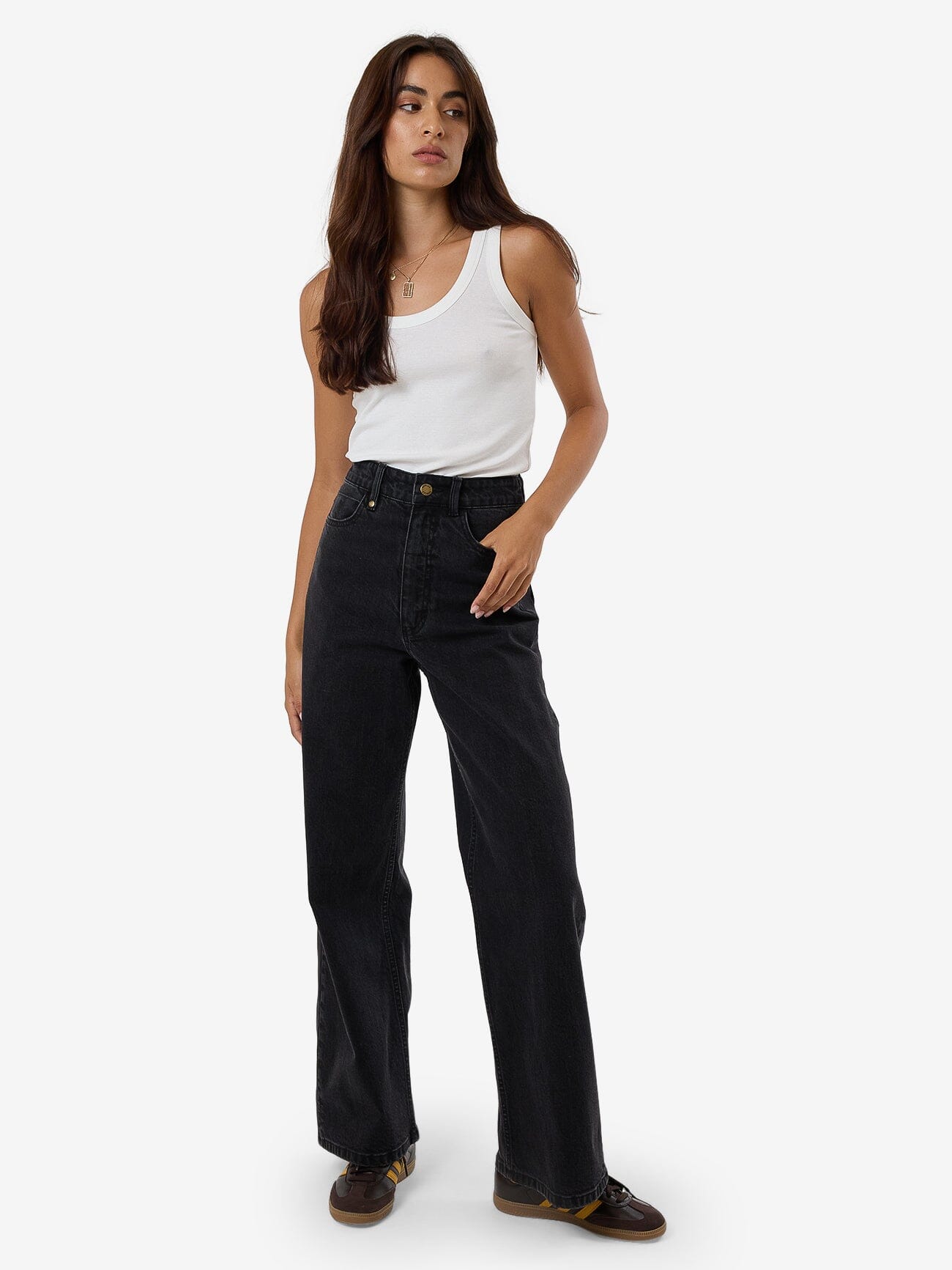 Holly Stretch Jean - Aged Black 4