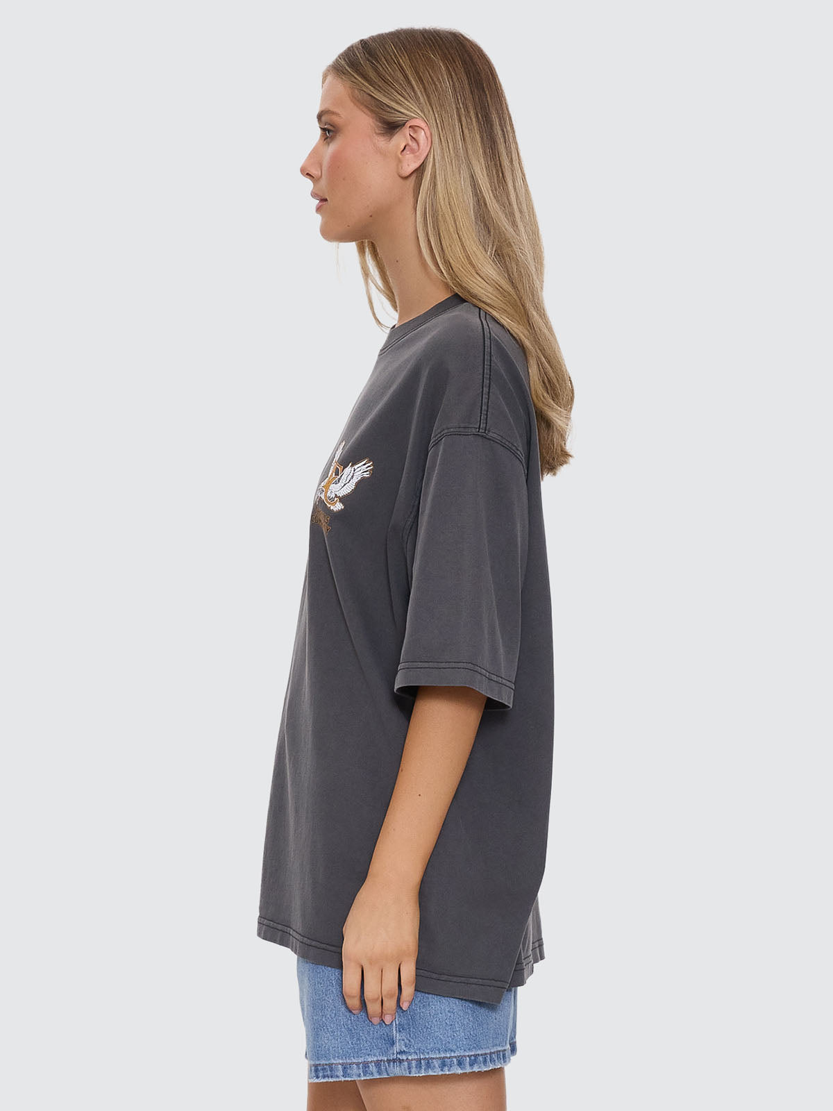 Target Eyes Oversized Tee - Merch Black