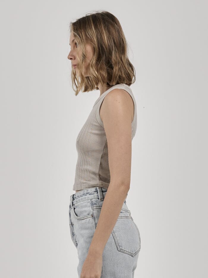 Fluctuate Rib Tank - Pavement