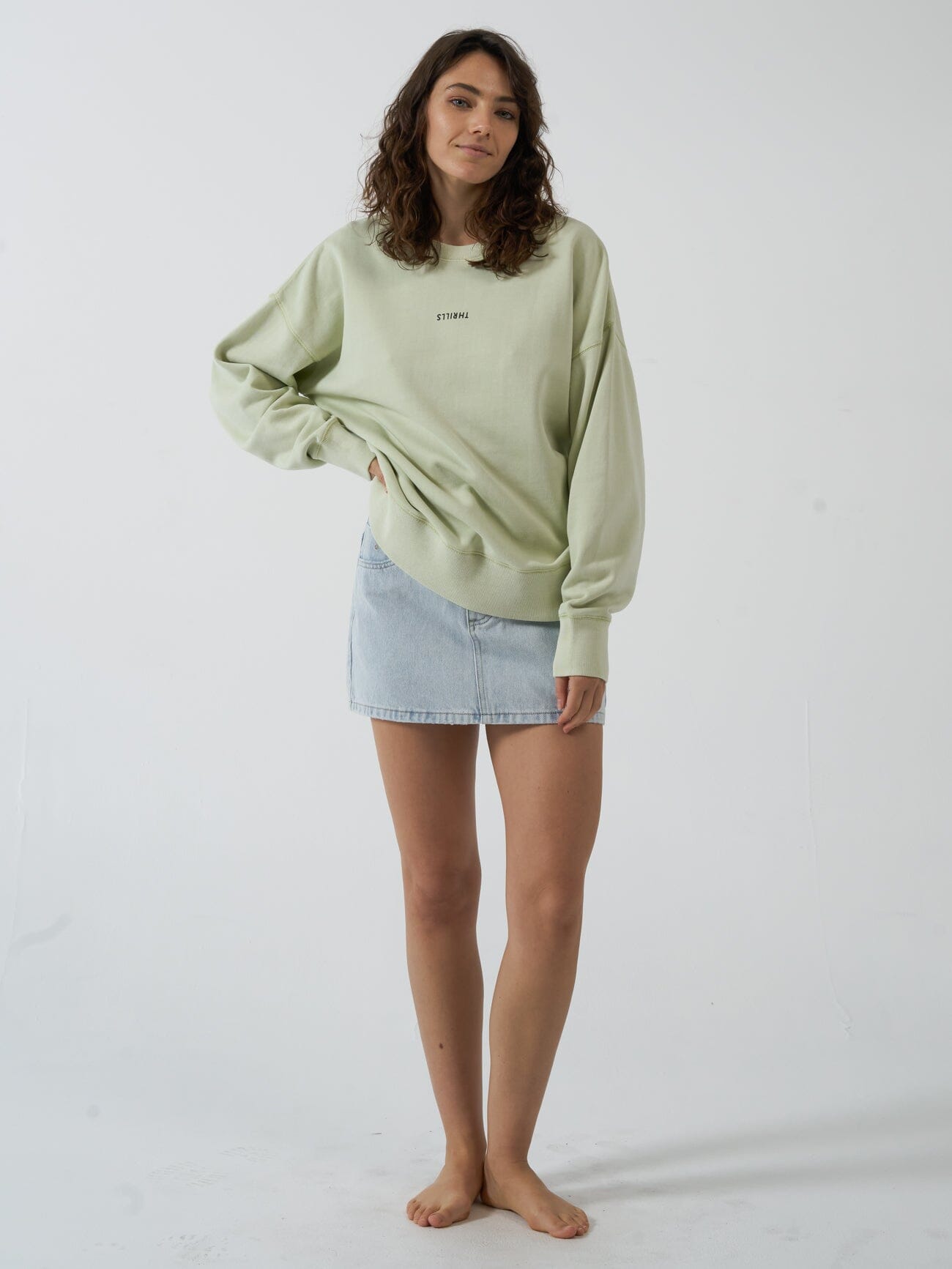 Minimal Thrills Slouch Crew - Pistachio