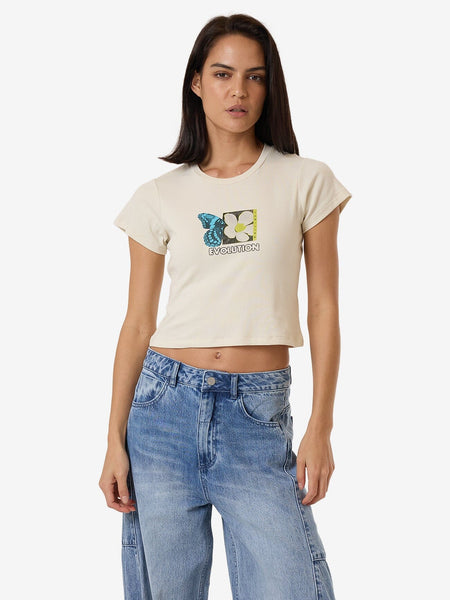 Tシャツ・カットソー ^LEATHERY^ VINTAGE Slim Crop Top WASHED KHAKI LRTS4201WKA LEVI'S 501 90s Ankle Straight in … curated on LTK