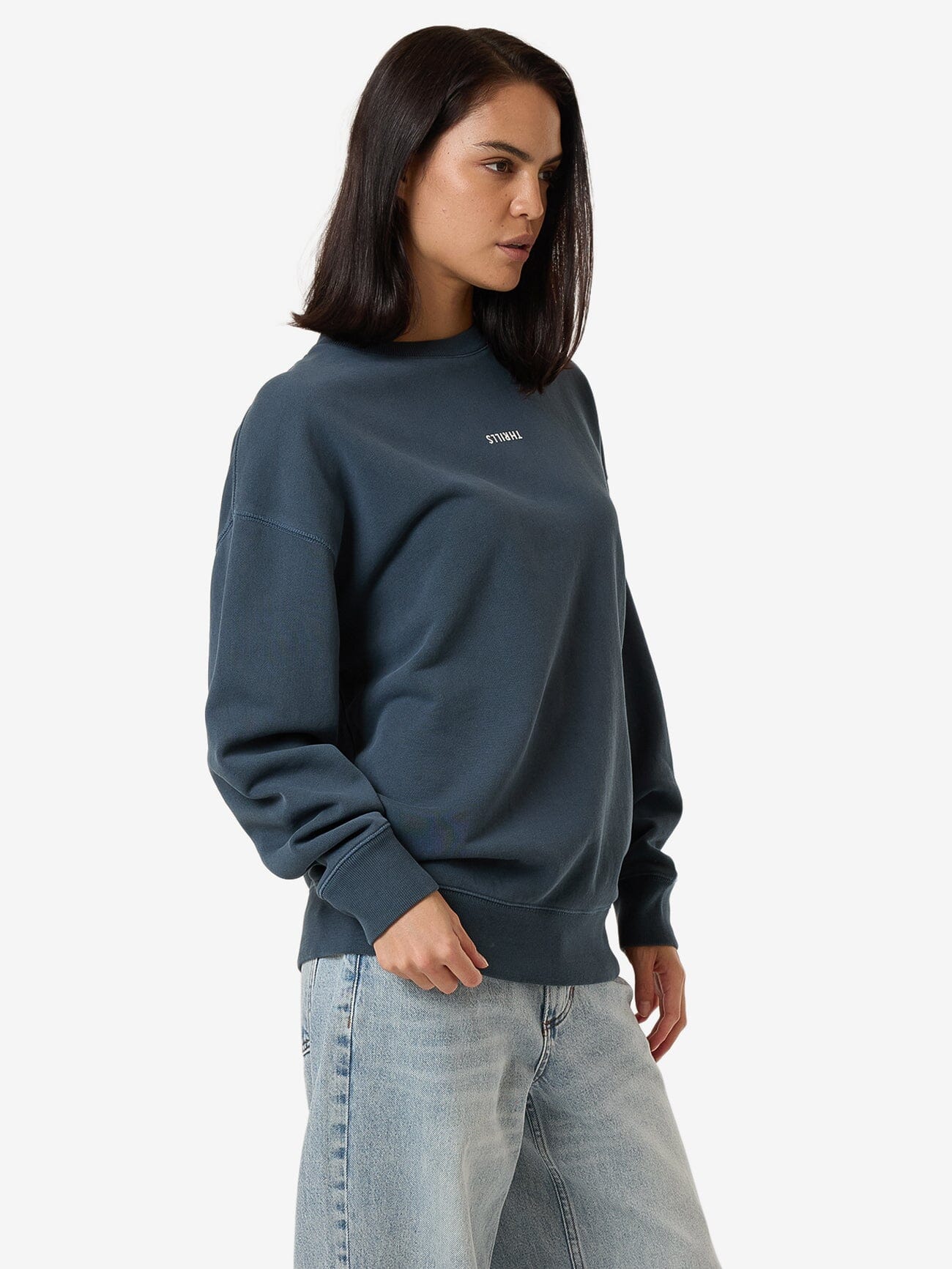 Minimal Thrills Slouch Crew - Dark Slate 4