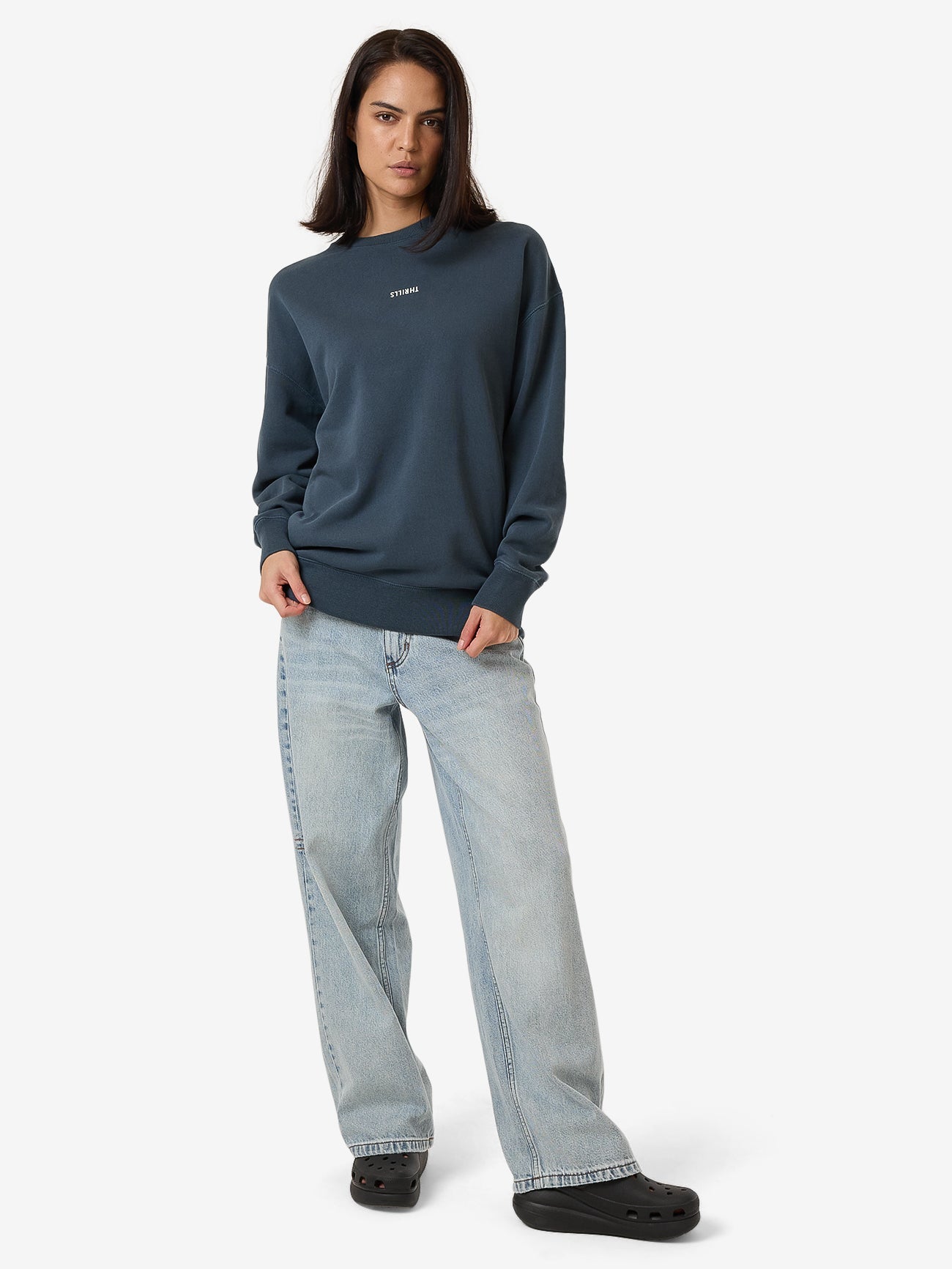 Minimal Thrills Slouch Crew - Dark Slate 4