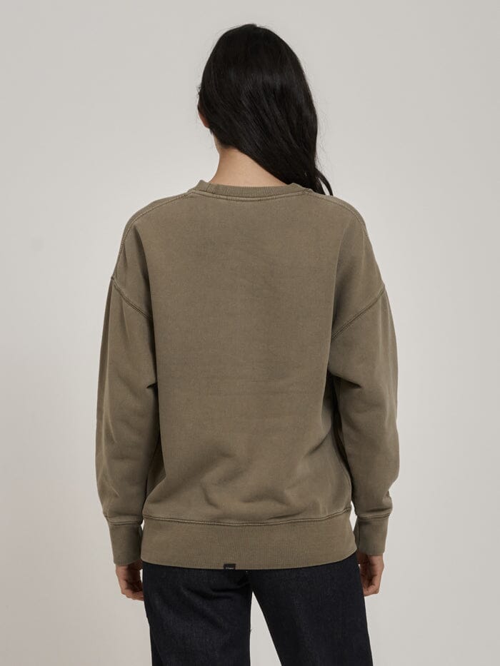 Minimal Thrills Slouch Crew - Dune