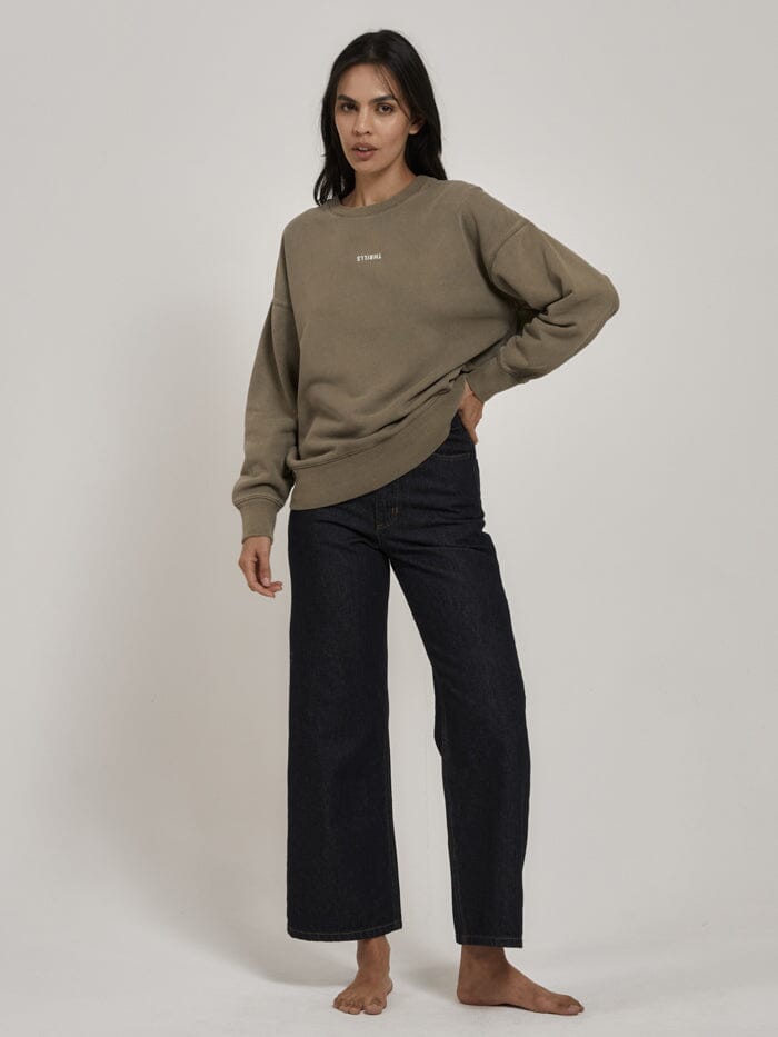 Minimal Thrills Slouch Crew - Dune