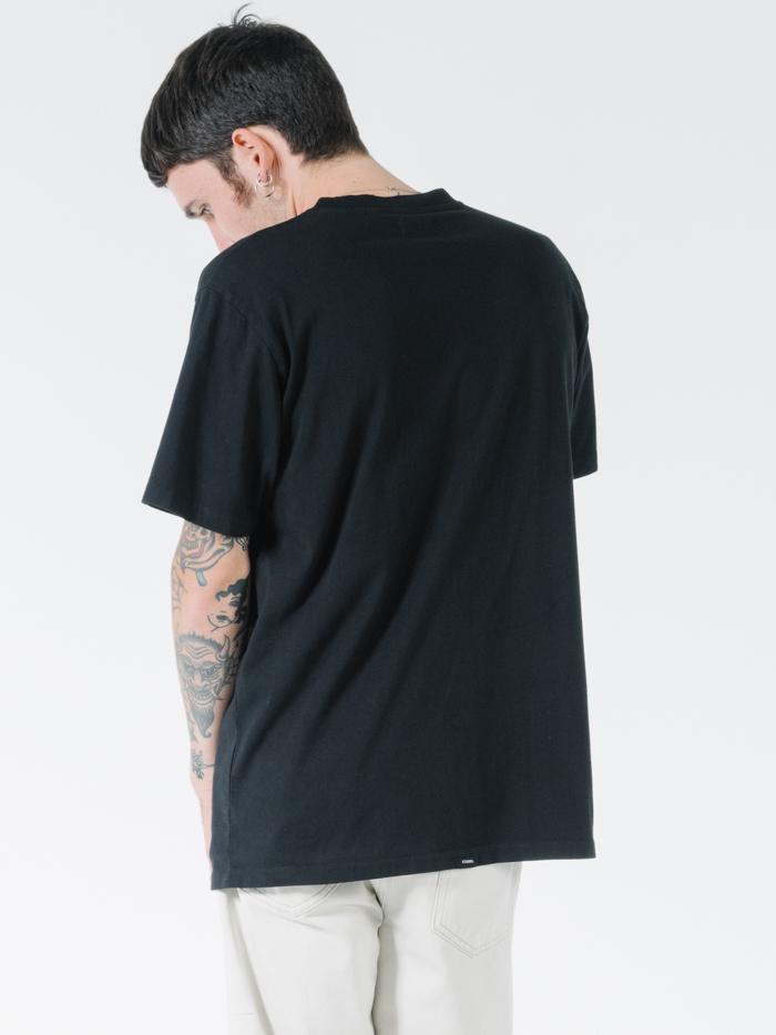 Hidden Paradise Merch Fit Tee - Black