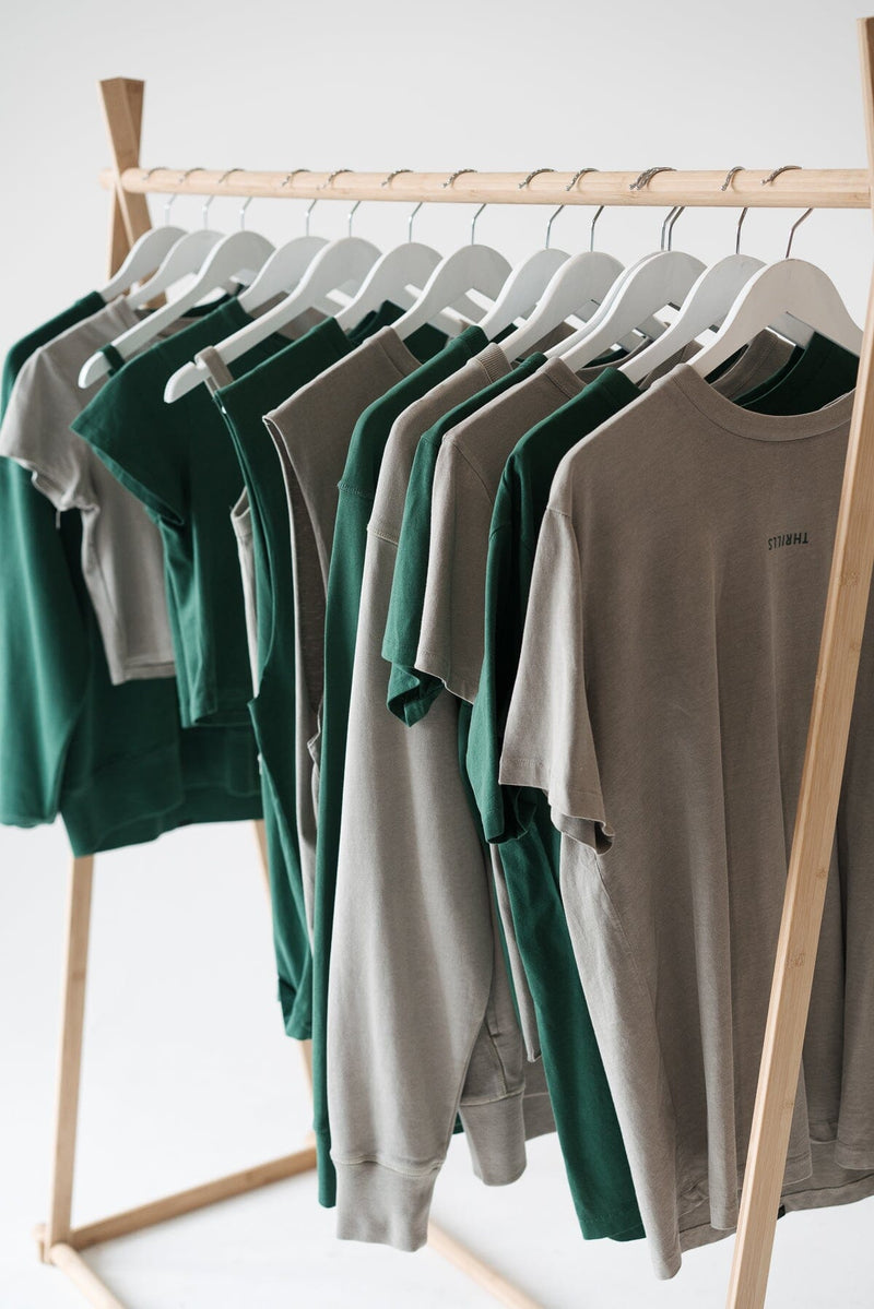 Minimal Thrills Merch Fit Muscle Tee - Mallard Green
