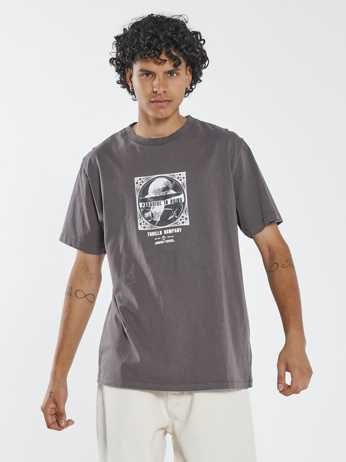 Paradise Smoke Merch Fit Tee - Plum