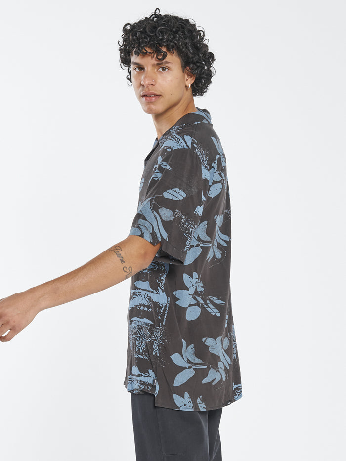 Collective Experience Bowling Shirt - Black