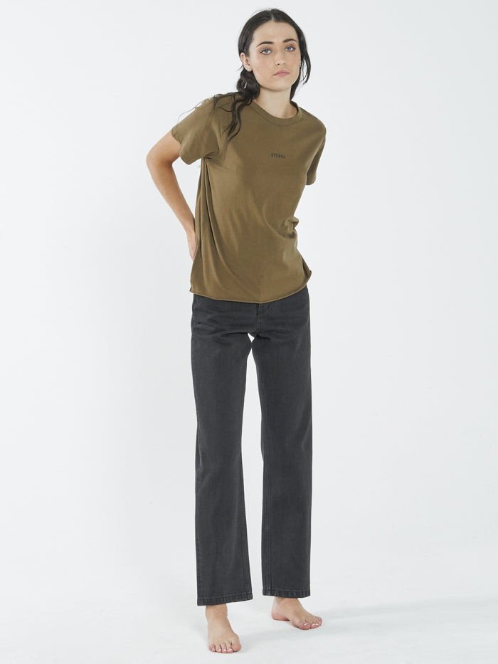 Minimal Thrills Relaxed Tee - Plantation