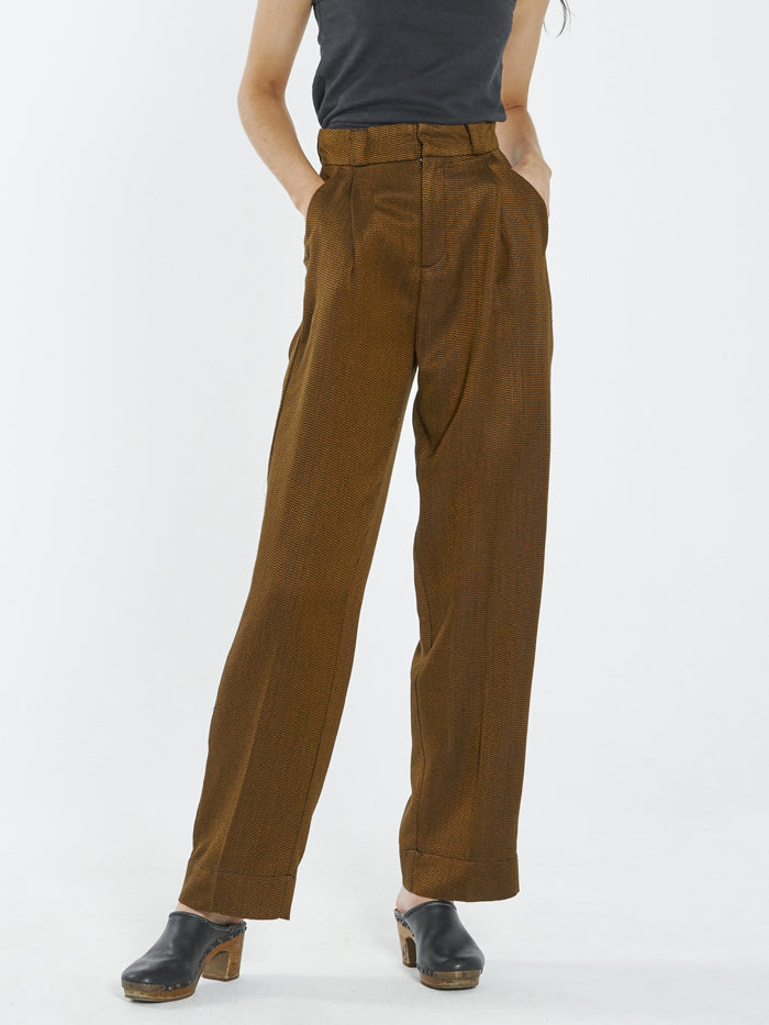 Restraint Tapered Pant - Gold