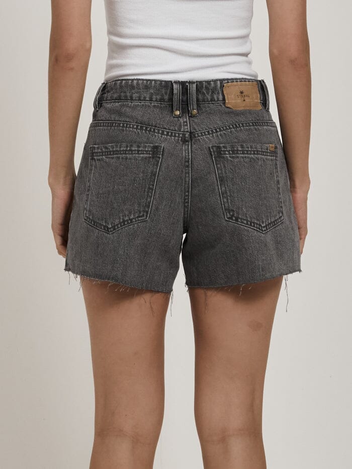 Erica Mid Rise Short - Asphalt Grey