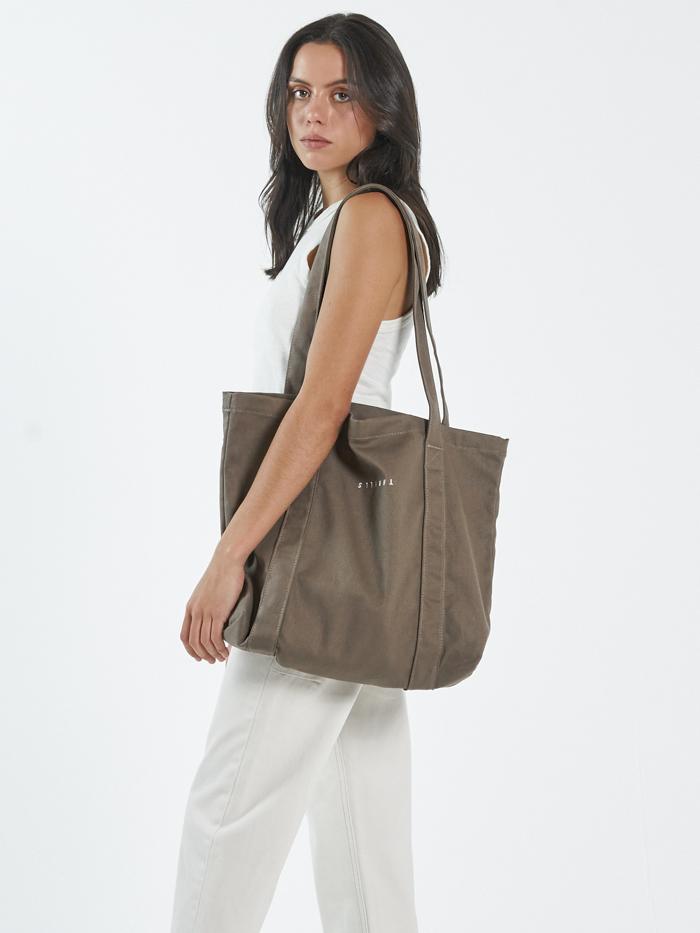 Minimal Thrills Tote - Walnut